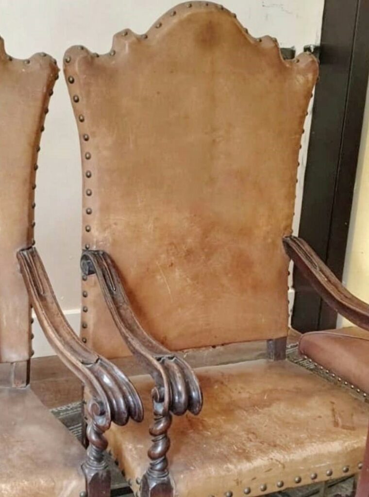 Westwell Bar Antiqued & Tanned Leather